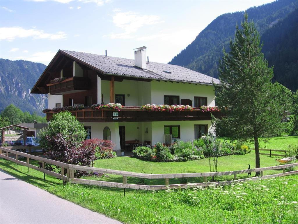 Haus Windegga Apartment *